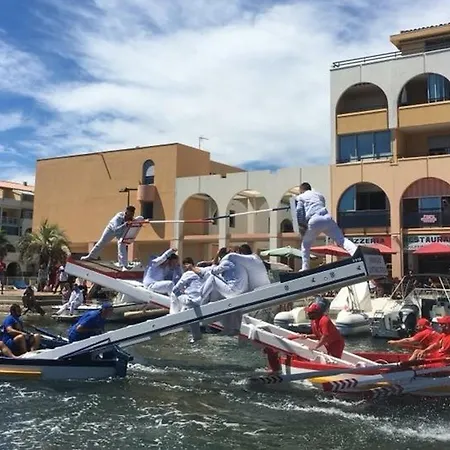 2 Pièces à Avec Balcon Et Climatisation - Fr-1-338-625 Appartement Sète