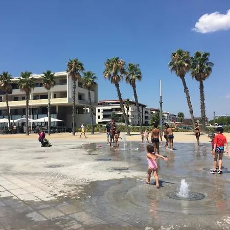 2 Pièces à Avec Balcon Et Climatisation - Fr-1-338-625 *